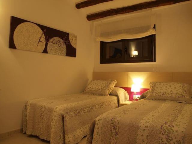 Apartamentos Berdiel Casbas de Huesca Extérieur photo